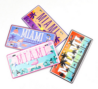 Imanes de metal a medida con forma de matricula