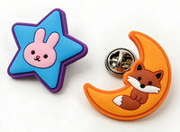 pins de PVC a medida pins de PVC a medida